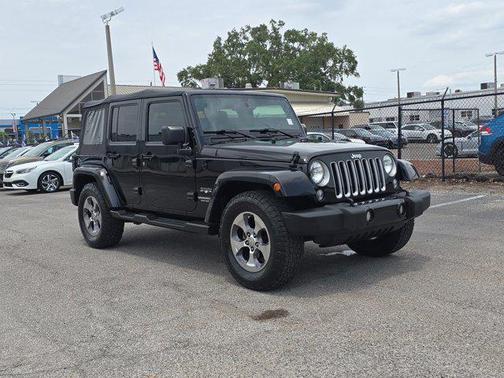 2016 Jeep Wrangler Unlimited Sahara