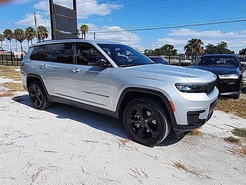 2023 Jeep Grand Cherokee L Altitude