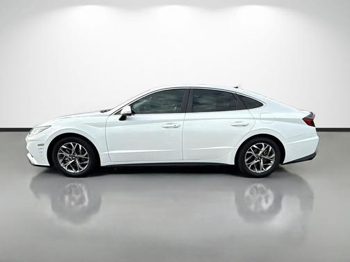 Quartz White 2021 Hyundai SONATA SEL