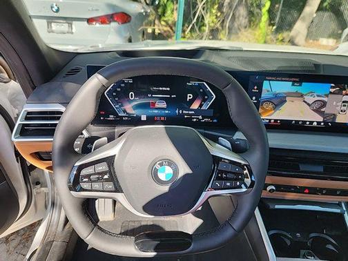 2025 BMW 330 i