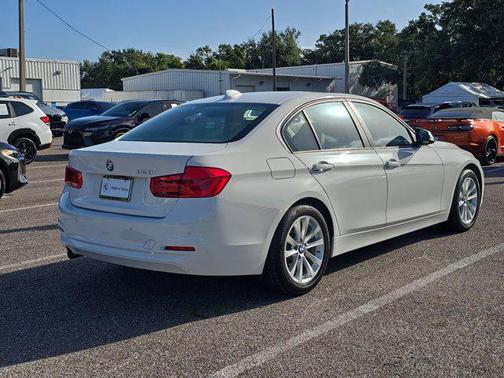 2017 BMW 320 i