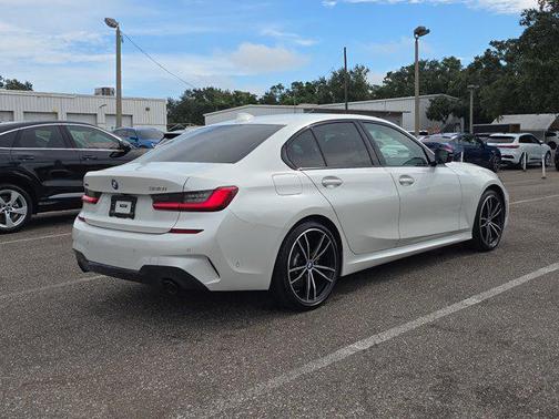 2021 BMW 330 xDrive