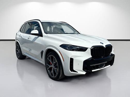 Alpine White 2026 BMW X5 PHEV xDrive50e
