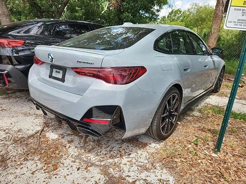 2025 BMW M440 i