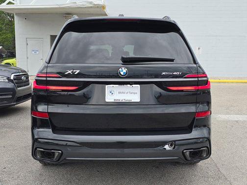 2026 BMW X7 xDrive40i