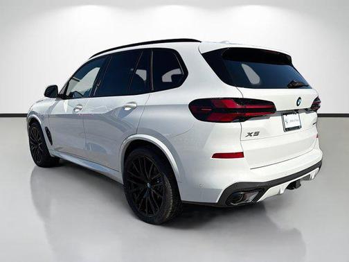 Alpine White 2026 BMW X5 xDrive40i