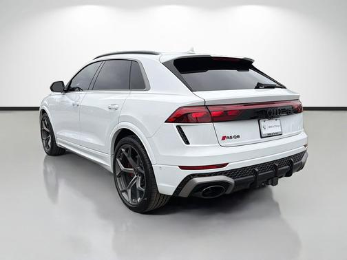 Glacier White Metallic 2025 Audi RS Q8 4.0T