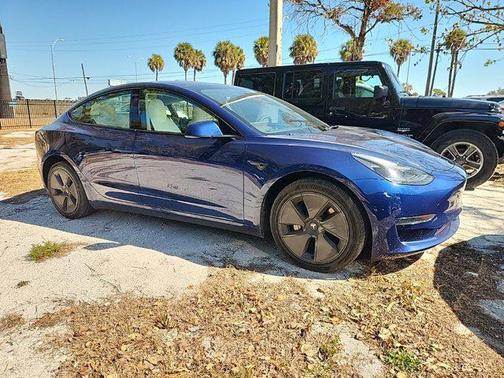 2023 Tesla Model 3 Standard Range