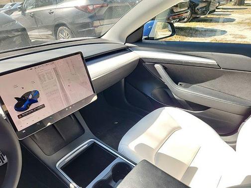 2023 Tesla Model 3 Standard Range