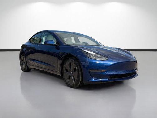 2023 Tesla Model 3 Standard Range