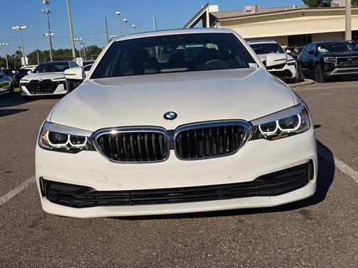 2019 BMW 540 540i