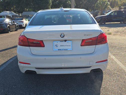 2019 BMW 540 540i