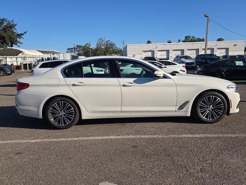 2019 BMW 540 540i