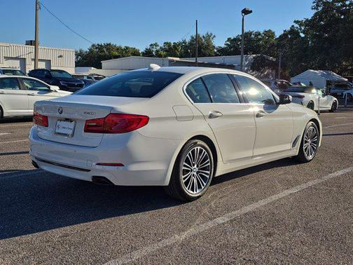2019 BMW 540 540i