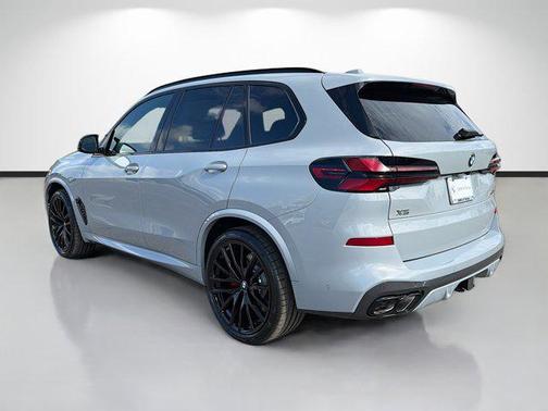 Brooklyn Grey Metallic 2026 BMW X5 M60i
