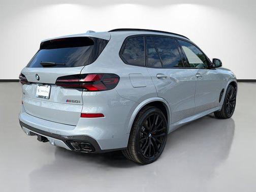 Brooklyn Grey Metallic 2026 BMW X5 M60i