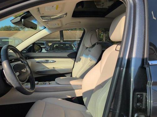 2022 Genesis GV70 2.5T AWD