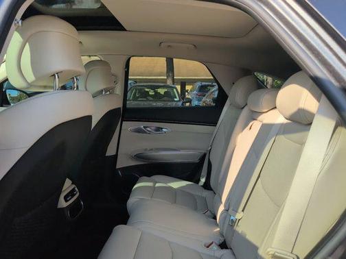 2022 Genesis GV70 2.5T AWD