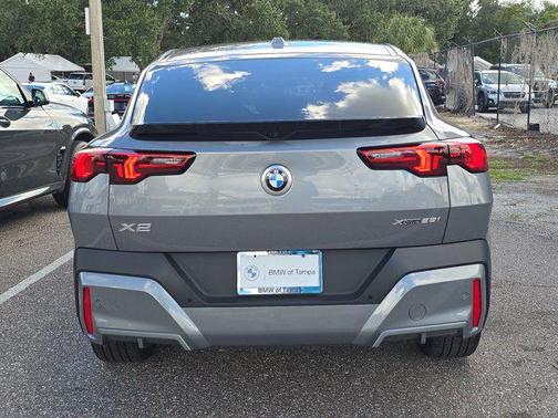 2025 BMW X2 xDrive28i
