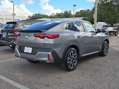2025 BMW X2 xDrive28i