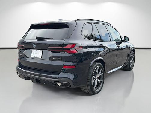 Carbon Black Metallic 2026 BMW X5 PHEV xDrive50e