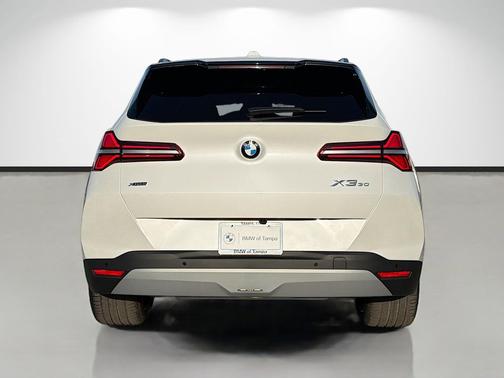 Mineral White Metallic 2026 BMW X3 30 xDrive
