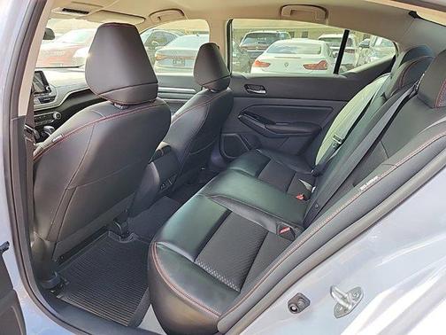 2023 Nissan Altima SR FWD