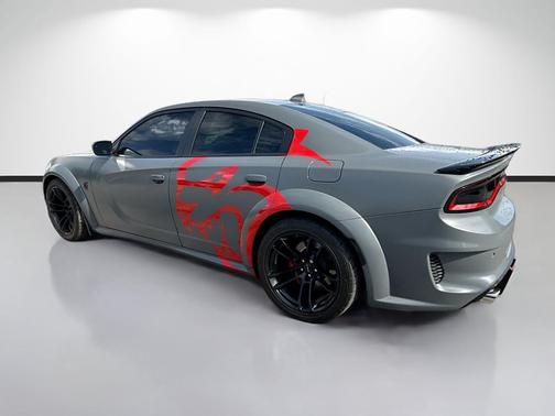Pitch Black Clearcoat 2022 Dodge Charger SRT Hellcat