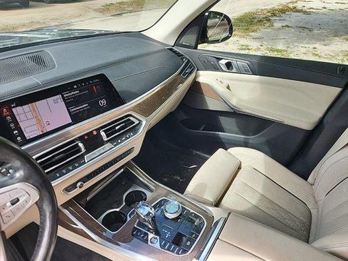 Arctic Gray Metallic 2020 BMW X7 xDrive40i