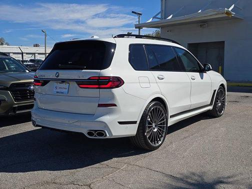 2025 BMW X7 ALPINA XB7