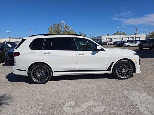 2025 BMW X7 ALPINA XB7