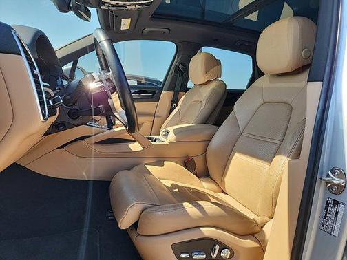 2019 Porsche Cayenne Base