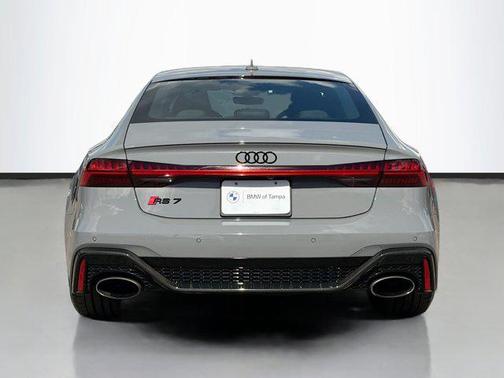 2022 Audi RS 7 4.0T
