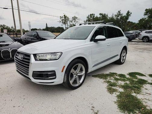 2019 Audi Q7 55 Prestige