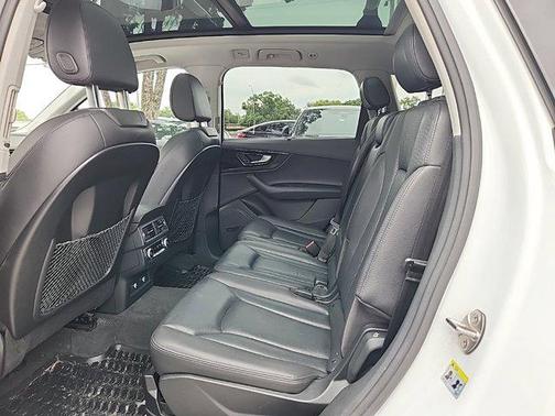 2019 Audi Q7 55 Prestige