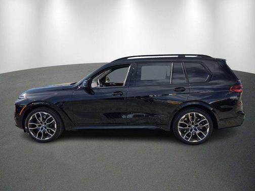 2026 BMW X7 M60i