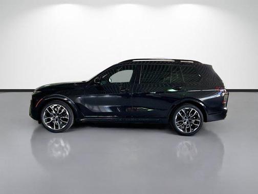 Black Sapphire Metallic 2026 BMW X7 M60i