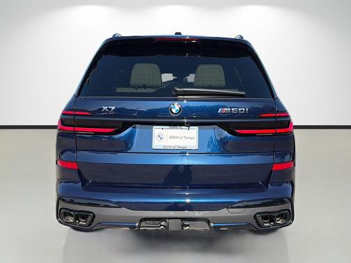 Tanzanite Blue II Metallic 2027 BMW X7 M60i
