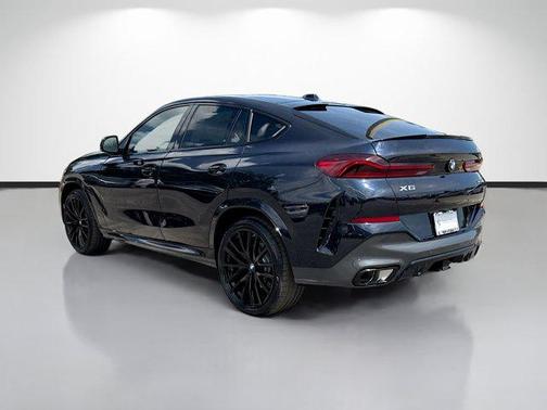 Carbon Black Metallic 2027 BMW X6 xDrive40i