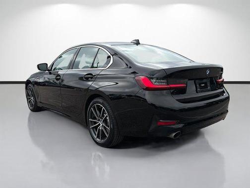 2022 BMW 330e Base