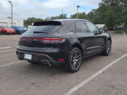 2022 Porsche Macan S
