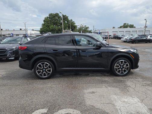 2025 BMW X2 xDrive28i