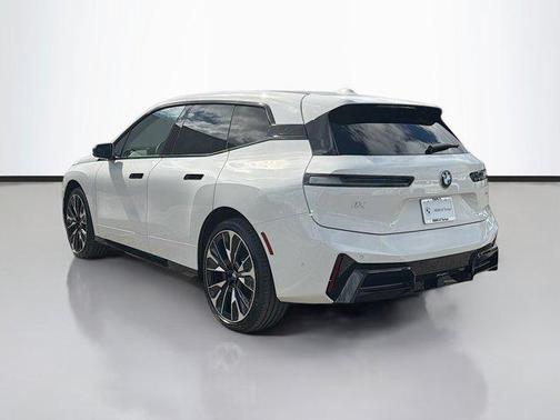 2026 BMW iX xDrive45