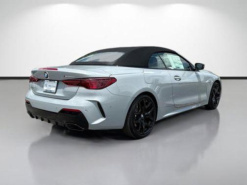 Brooklyn Grey Metallic 2027 BMW M440 i