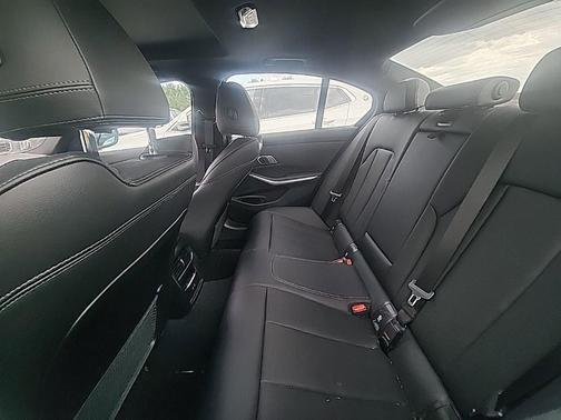 Jet Black 2023 BMW 330 330i