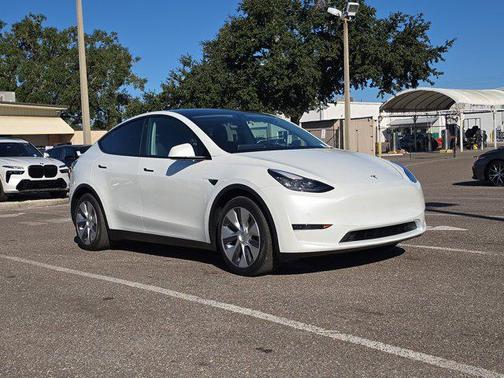 2021 Tesla Model Y Long Range Dual Motor All-Wheel Drive
