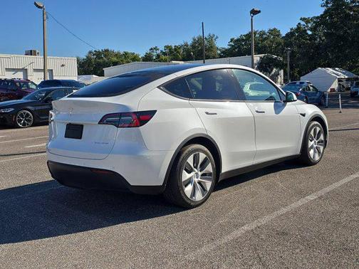 2021 Tesla Model Y Long Range Dual Motor All-Wheel Drive