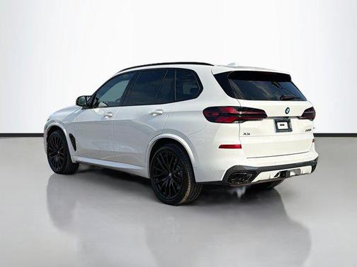 2026 BMW X5 M60i