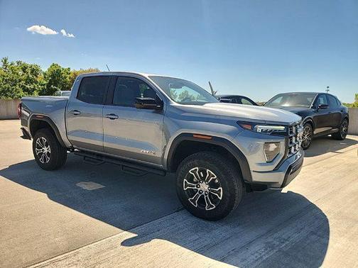 2024 GMC Canyon AT4