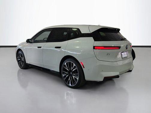 2026 BMW iX xDrive45